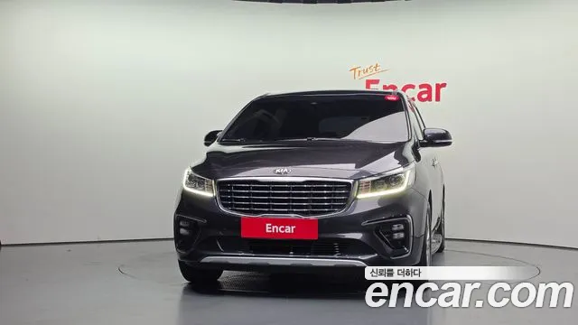 Kia Carnival 2019 thumb 3