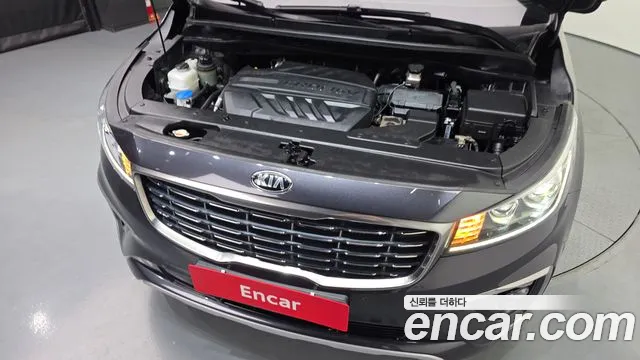 Kia Carnival 2019 thumb 6