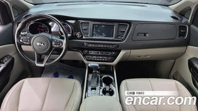 Kia Carnival 2019 thumb 7