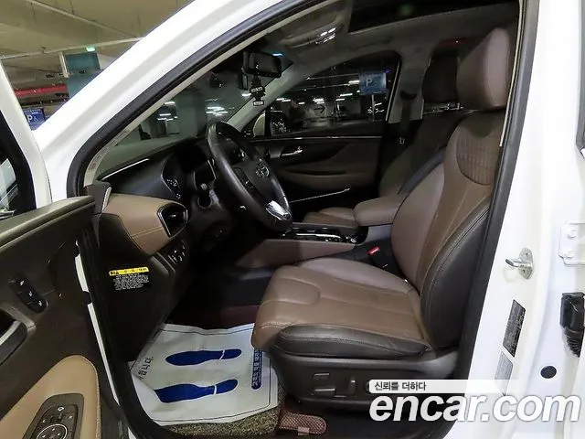 Hyundai Santa Fe 2019 thumb 9