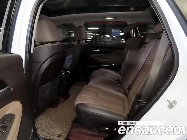 Hyundai Santa Fe 2019 thumb 10