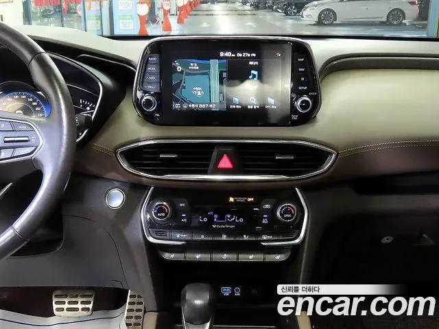 Hyundai Santa Fe 2019 thumb 12