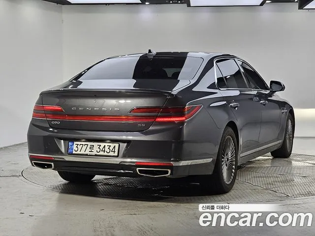 Genesis G90 2019 thumb 4
