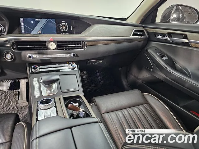 Genesis G90 2019 thumb 10