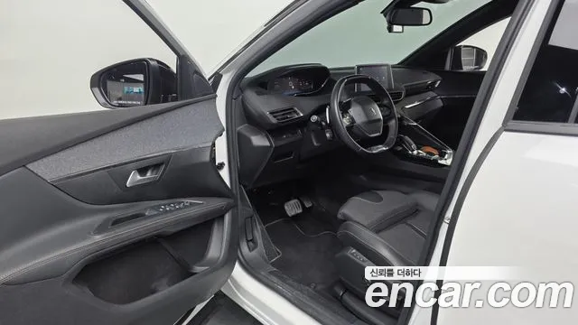 Peugeot 5008 2021 thumb 10