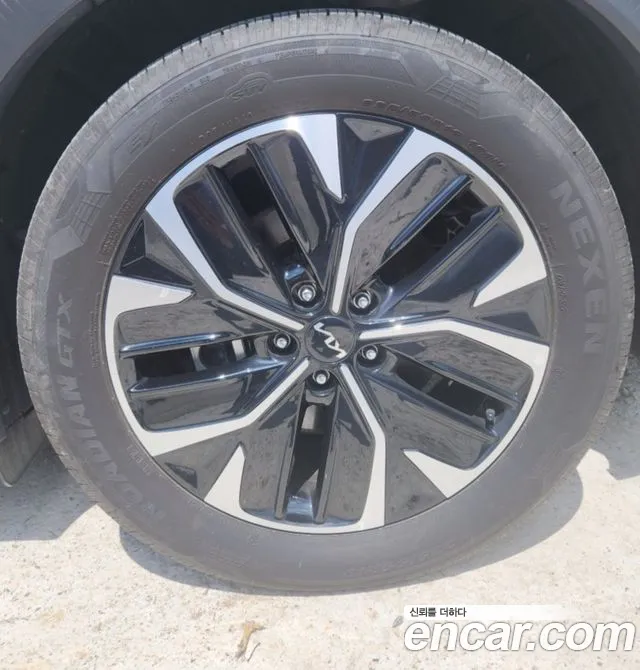 Kia EV6 2023 thumb 5