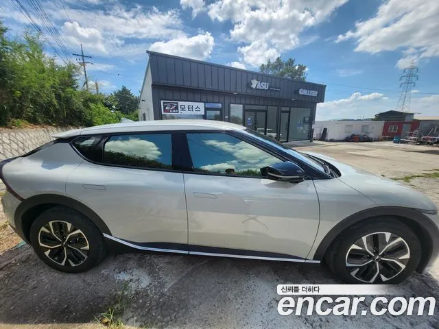 Kia EV6 2023 thumb 6