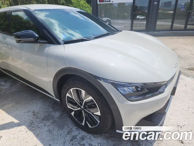 Kia EV6 2023 thumb 12