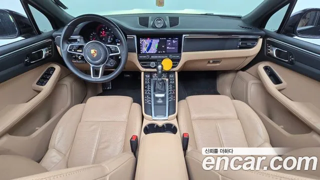 Porsche Macan 2021 thumb 7