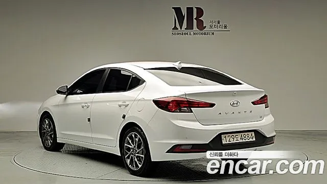 Hyundai Avante 2019 thumb 4