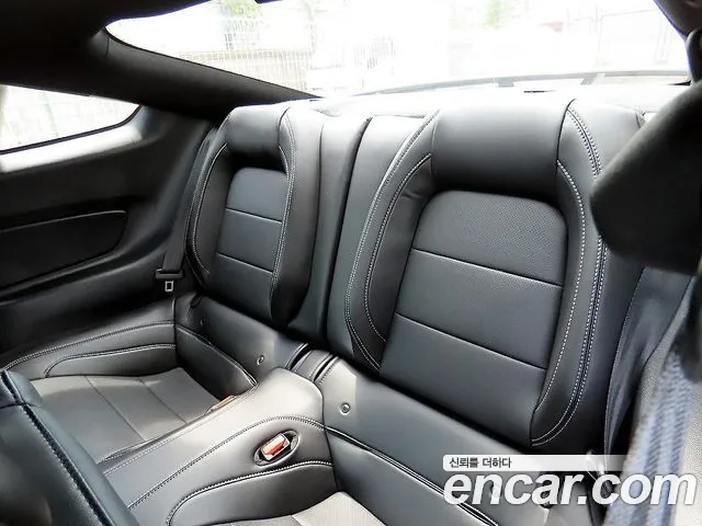 Ford Mustang Mach-E 2023 thumb 6
