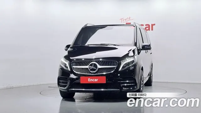Mercedes-Benz V-Class 2021 thumb 3