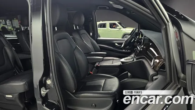 Mercedes-Benz V-Class 2021 thumb 10