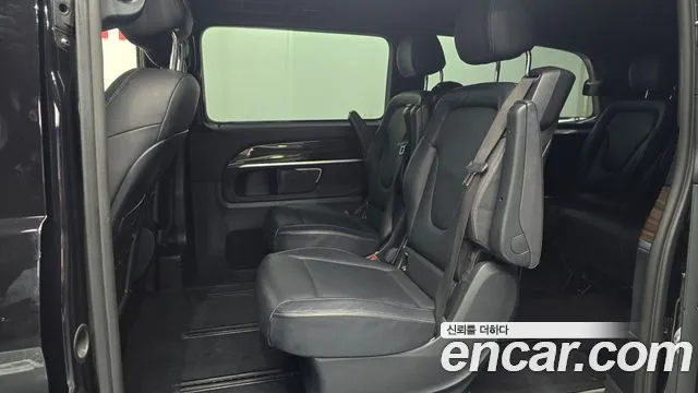 Mercedes-Benz V-Class 2021 thumb 12