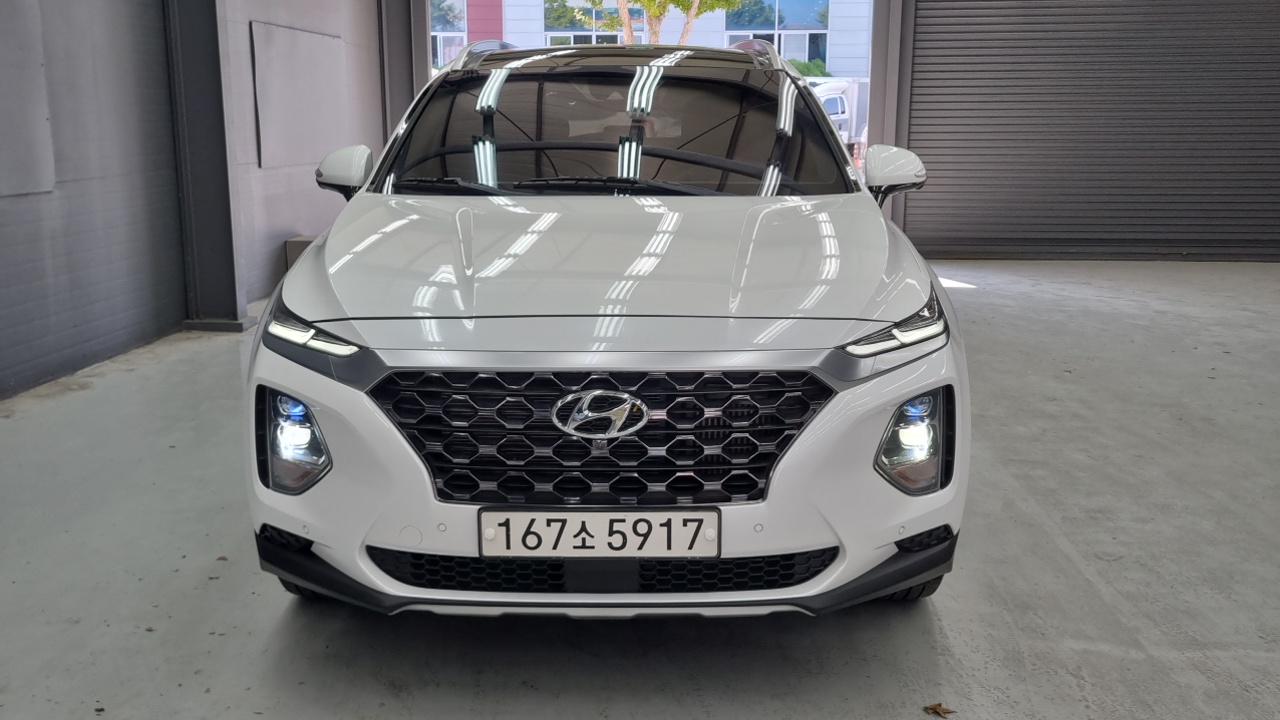 Hyundai Santa Fe 2020 thumb 3