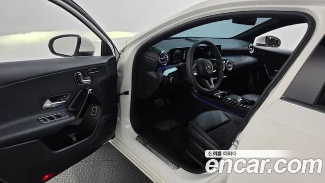 Mercedes-Benz A-Класс 2020 thumb 10