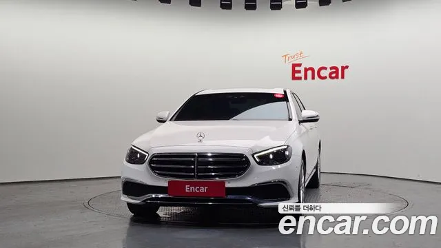 Mercedes-Benz E-Класс 2021 thumb 3