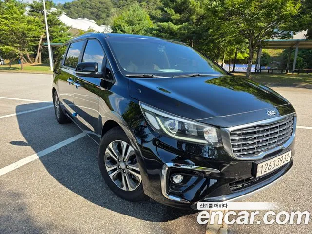 Kia Carnival 2019 thumb 5