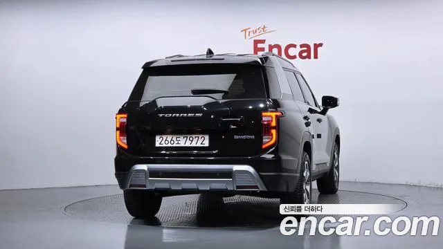 KG_Mobility_Ssangyong Torres 2022 thumb 4