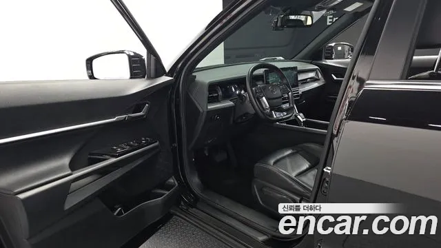 KG_Mobility_Ssangyong Torres 2022 thumb 10