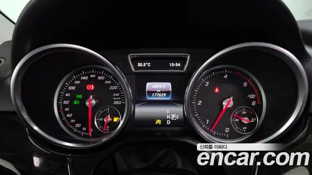 Mercedes-Benz GLE 2016 thumb 8