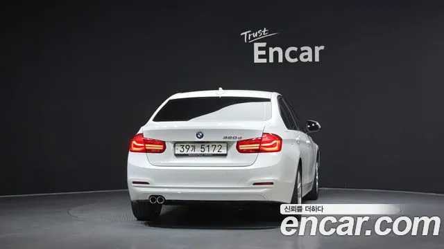 BMW 3 серии 2018 thumb 4