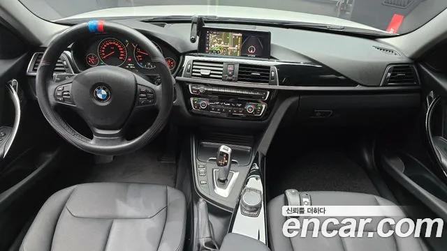 BMW 3 серии 2018 thumb 7