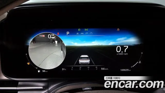 Kia Carnival 2021 thumb 8