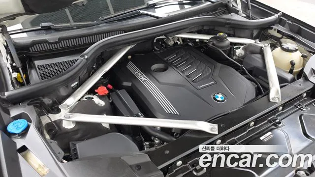 BMW X7 2022 thumb 6