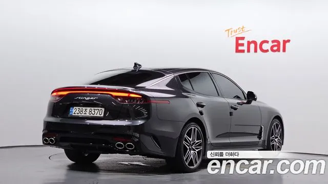 Kia Stinger 2021 thumb 2