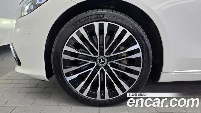 Mercedes-Benz S-Класс 2023 thumb 5