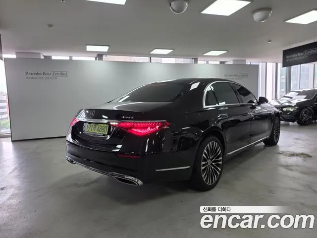 Mercedes-Benz S-Класс 2024 thumb 2