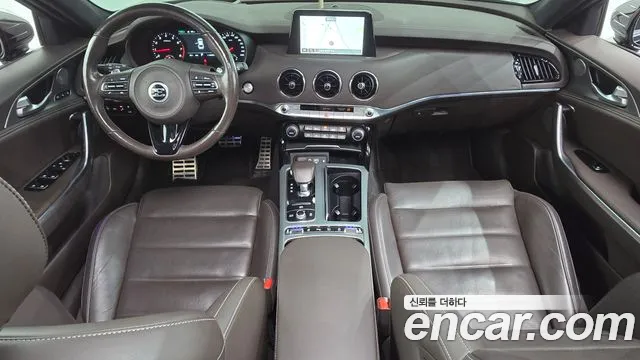 Kia Stinger 2019 thumb 7