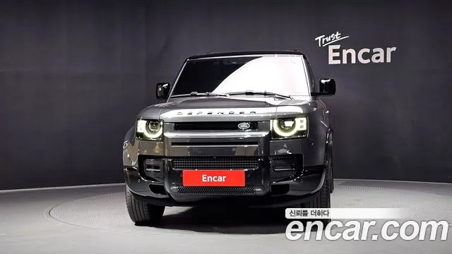 Land Rover Defender 2025 thumb 3