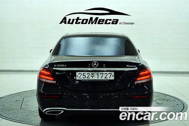 Mercedes-Benz E-Класс 2019 thumb 6