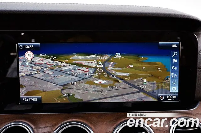 Mercedes-Benz E-Класс 2019 thumb 10