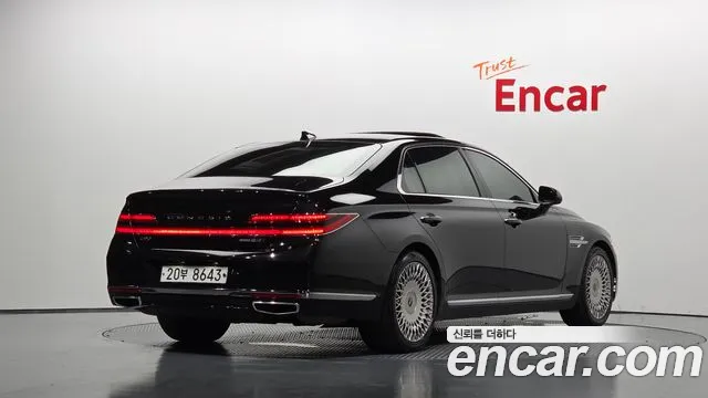 Genesis G90 2019 thumb 2