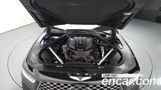 Genesis G90 2019 thumb 6