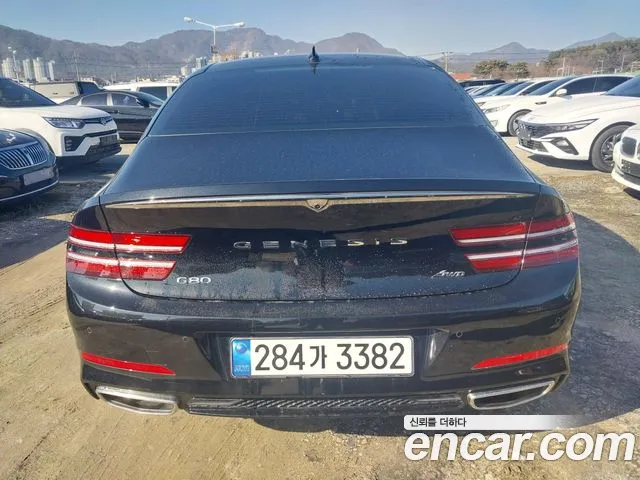 Genesis G80 2022 thumb 4