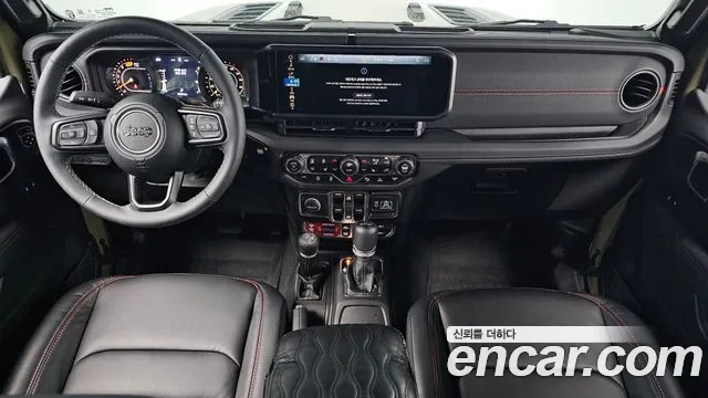 Jeep Wrangler 2025 thumb 6