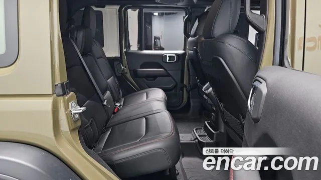 Jeep Wrangler 2025 thumb 11
