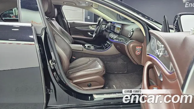 Mercedes-Benz CLS-Class 2019 thumb 10