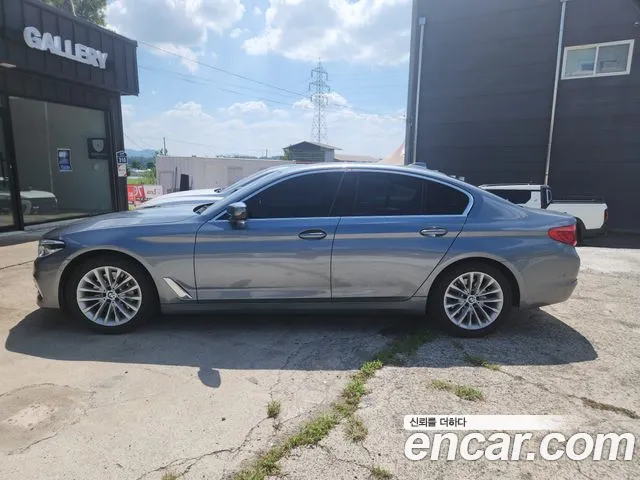 BMW 5 серии 2020 thumb 6