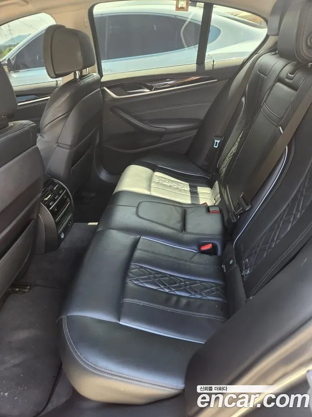 BMW 5 серии 2020 thumb 7