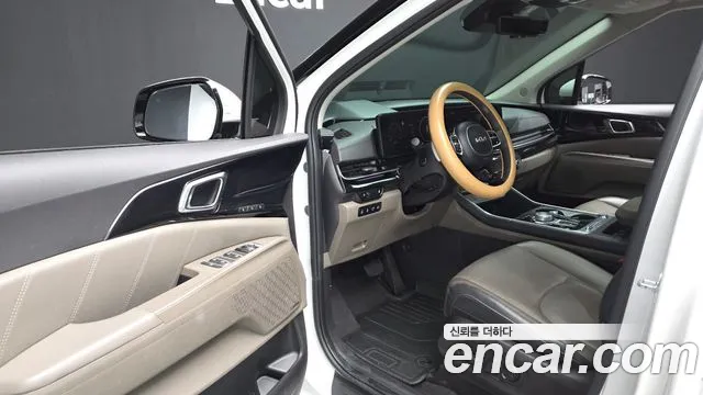 Kia Carnival 2024 thumb 10