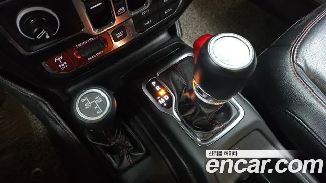 Jeep Wrangler 2019 thumb 9
