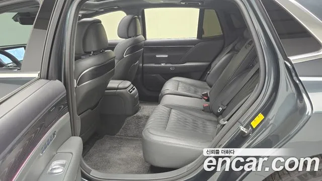 Genesis G90 2023 thumb 12