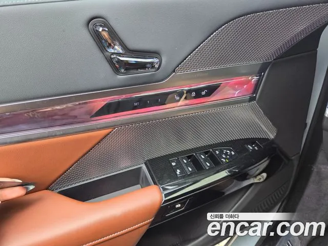 BMW 7 серии 2025 thumb 10