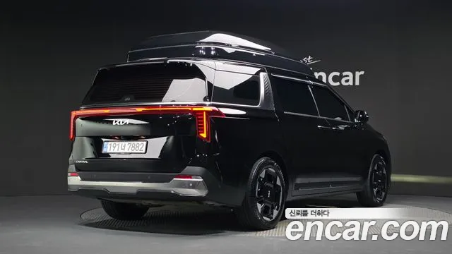 Kia Carnival 2024 thumb 2