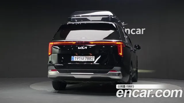 Kia Carnival 2024 thumb 4